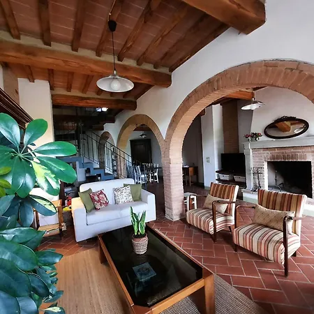 Pasqui La Capanna Accogliente Casa In Paese Con Vista Piscina Wifi * San Giovanni d'Asso