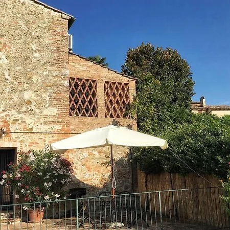 Villa La Capanna,piscina,vista,wifi,in Paese *